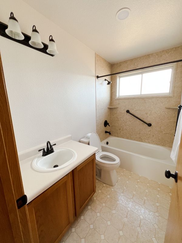 Top Bathroom Remodeling Companies in Breaux Bridge, LA